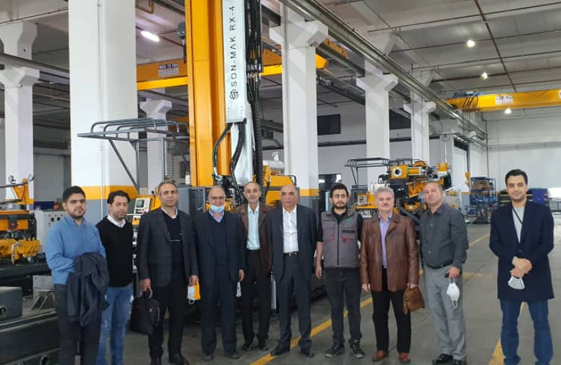 بازدید چند تن از مدیران صنایع حفاری از کارخانه Son-Mak در استانبول